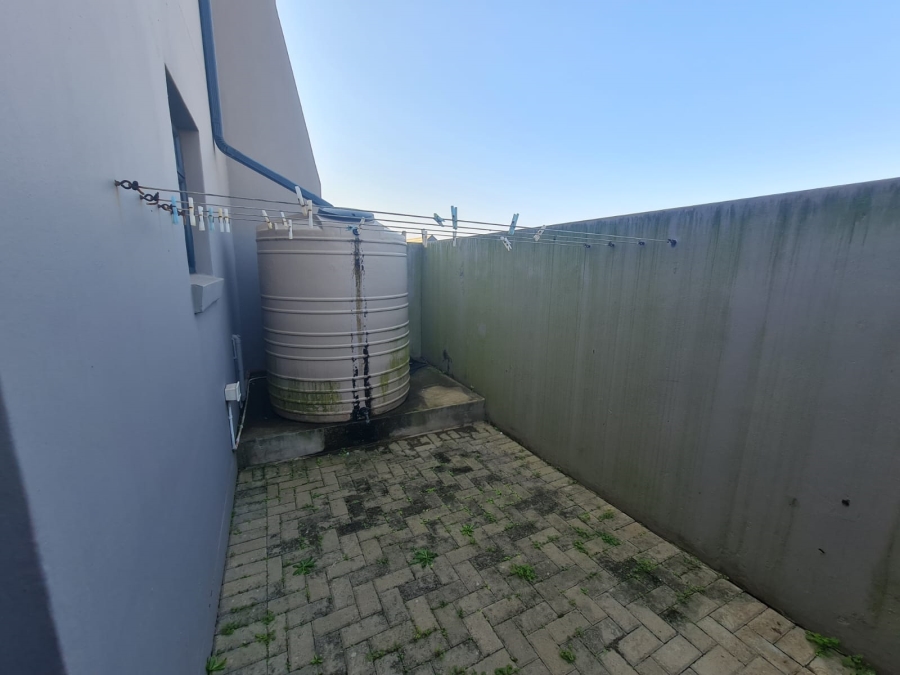 4 Bedroom Property for Sale in Kidds Beach Eastern Cape